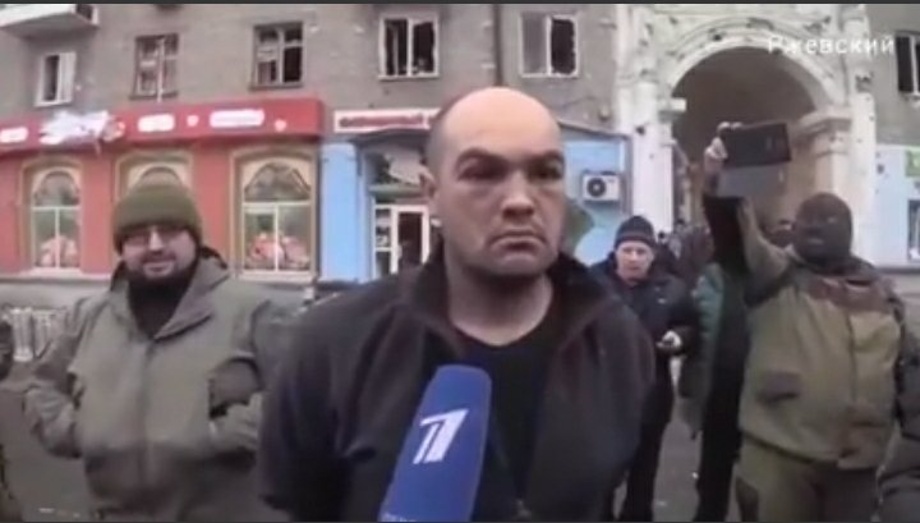 Mαριούπολη: Στα χέρια Ρώσων ο Διοικητής του Τάγματος Αζόφ – Επιχειρεί να τον λιντσάρει το πλήθος