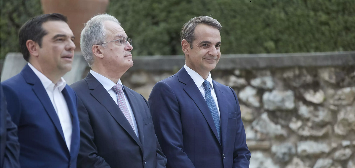 ΑΠΟΣΤΟΛΟΥ : ΤΑΥΤΙΣΗ ΚΟΜΜΑΤΙΚΩΝ ΟΛΙΓΑΡΧΩΝ ΜΕ ΤΟΥΣ ΝΕΟΝΑΖΙ