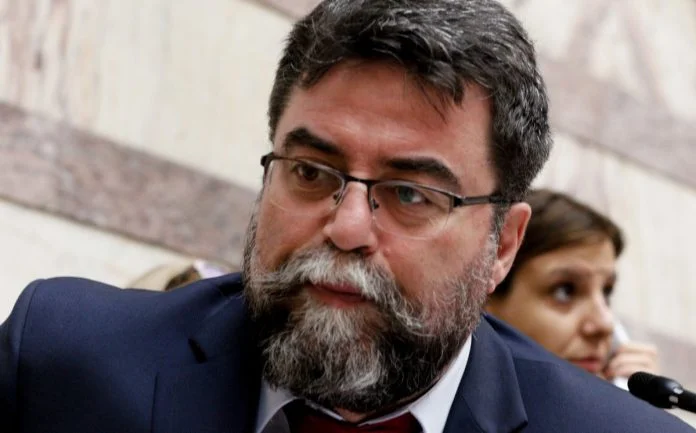 Δείτε πόσα χρωστάει ο Βασίλης Οικονόμου που είπε τσαμπατζήδες όσους δεν πληρώνουν την πανάκριβη ΔΕΗ!