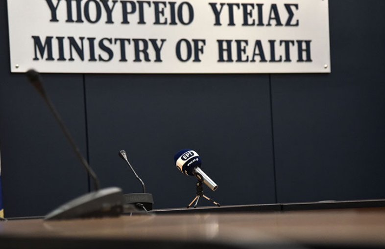 Κάτι ΠΕΡΙΕΡΓΟ συμβαίνει! Δεύτερη παραδοχή για τους θανάτους covid: «Πεθαίνουν “ΜΕ” και όχι “ΑΠΟ” κορωνοϊό», vid