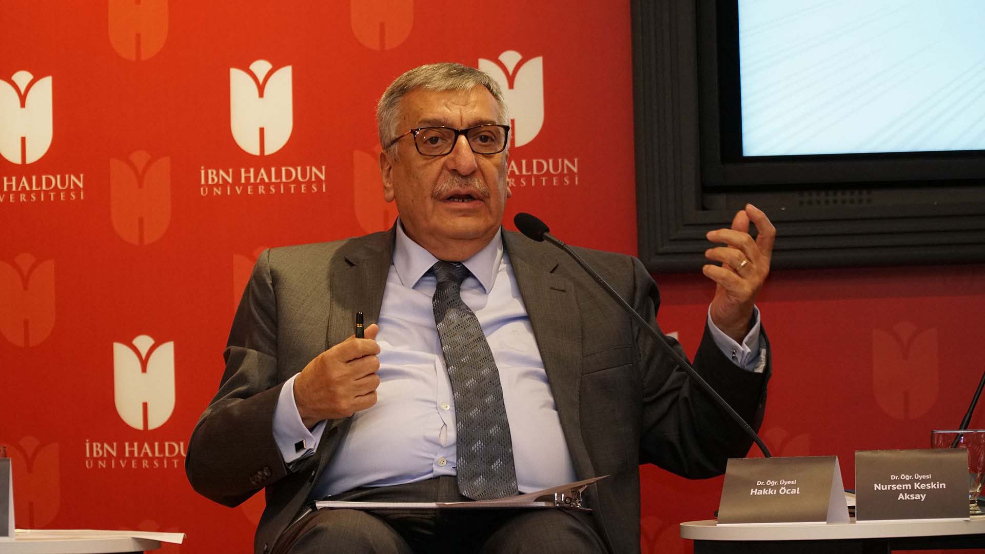 ”Επίθεση” Ερντογανικού δημοσιογράφου σε Α. Μουντζουρούλια & Directus.gr:«Σε ενοχλεί η ”τουρκική” παρουσία στη Δ.Θράκη, να την συνηθίσεις»!