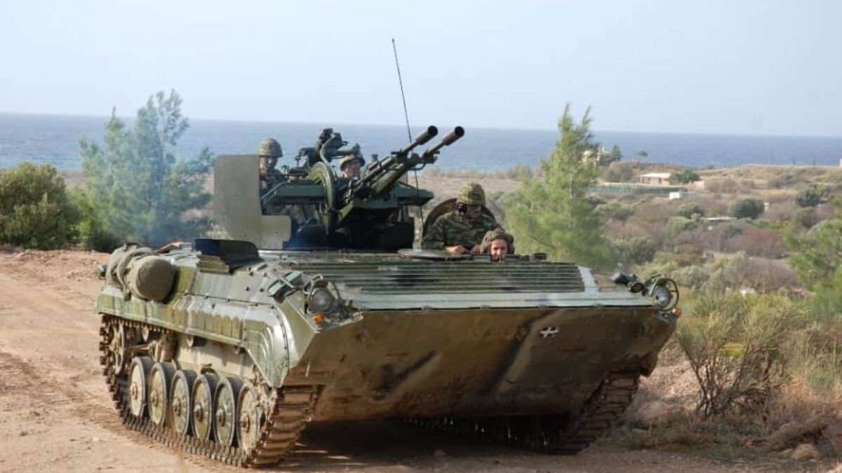Δήλωση «βόμβα» από Σολτς: Η Ελλάδα στέλνει τεθωρακισμένα στην Ουκρανία!