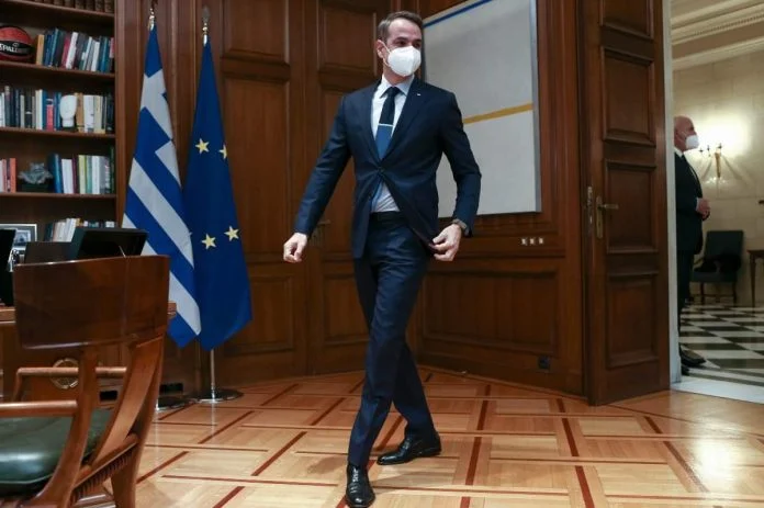 ΠΟΠΗ ΖΩΗ : “Η ΕΛΛΑΔΑ ΣΤΑ ΒΡΑΧΙΑ”