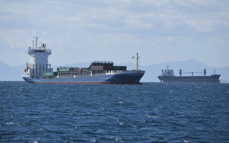 Ξεσηκώθηκαν οι εφοπλιστές κατά Μητσοτάκη: «Αντί για την ΡΩΣΙΑ, τιμωρούμε τους εαυτούς μας»