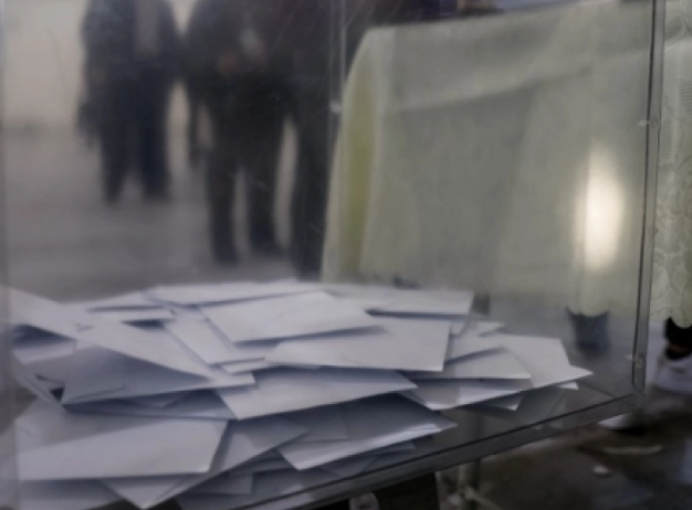 Δημοσκοπική ΚΑΤΑΡΡΕΥΣΗ και νέο κύμα ακρίβειας φέρνουν πιο κοντά τις κάλπες! Εισηγήσεις για ΠΡΟΩΡΕΣ ΕΚΛΟΓΕΣ τον Οκτώβριο