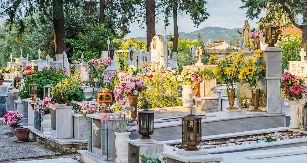Ταχτσόγλου Καλλιόπη : Ποιός ἀναλαμβάνει τὴν εὐθύνη γιὰ τὴν γενοκτονία τῶν Ἑλλήνων;;