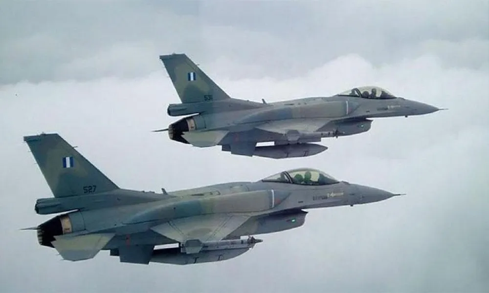 ”Φάπα” στην Άγκυρα: Οκτώ ελληνικά F-16 πέταξαν ”κάτω από τη μύτη” των τουρκικών ραντάρ – Μπάζει η αεράμυνά τους