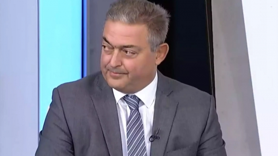 «Ομολογία» Βασιλακόπουλου – Συνέδεσε την άρση μέτρων για τον κορωνοϊό με τον… τουρισμό