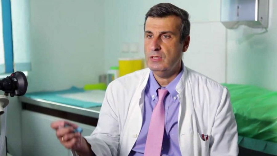 Λουκίδης: Ήπιες οι λοιμώξεις από τις μεταλλάξεις Omicron 4/5 – Oι νοσηλείες είναι δυσανάλογες της διασποράς