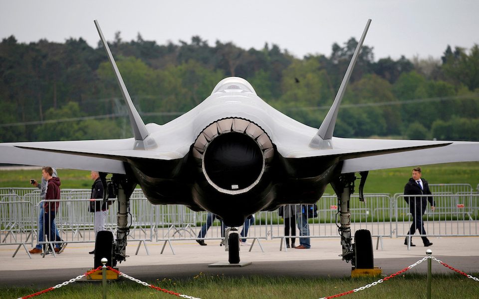 Καθηλωμένα στο έδαφος εκατοντάδες F-35 της Πολεμικής Αεροπορίας των ΗΠΑ! – Το πρόβλημα που εντοπίστηκε
