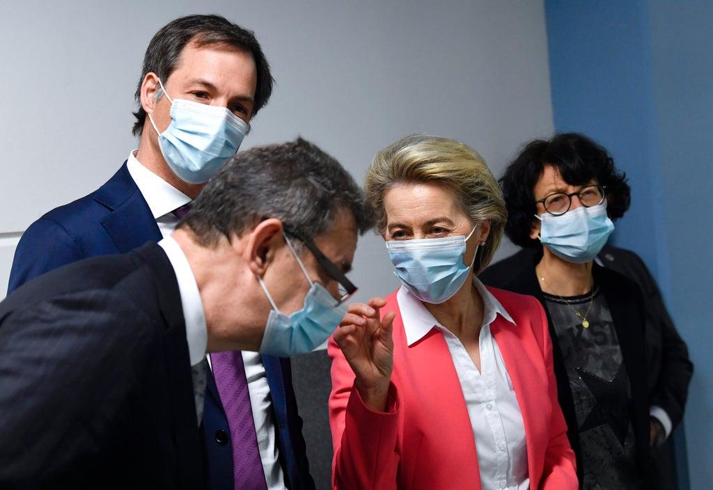 Κείμενα αλληλογραφίας της Προέδρου της ΕΕ Ούρσουλας Φον Ντρ Λάϊεν με τον επικεφαλής της Pfizer για τις αγορές εμβολίων κατά του COVID-19: «Δεν μπορώ να τα βρω!»