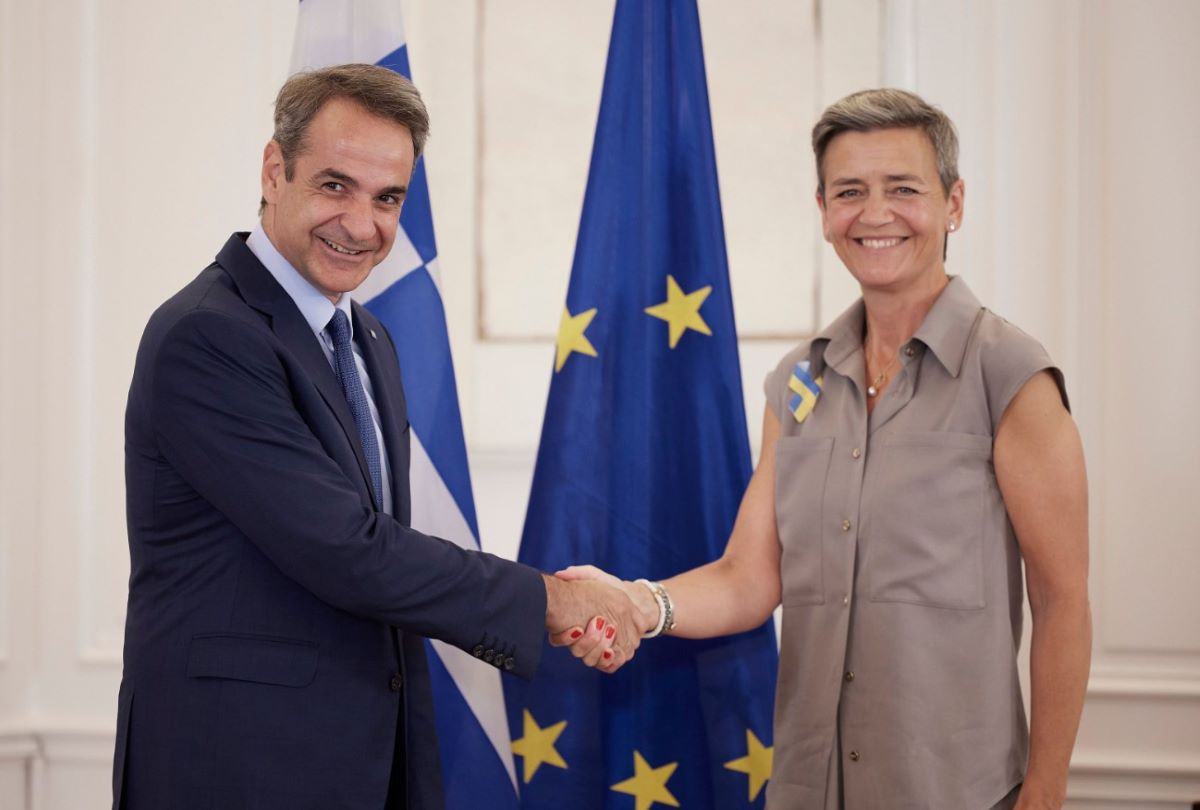 Αλλάζουμε κυλότες και σώβρακα μία (1) φορά το 15νθήμερο! Μπιντέ κάθε τρεις (3) μήνες! Πάρ’ τα… Πούτιν!