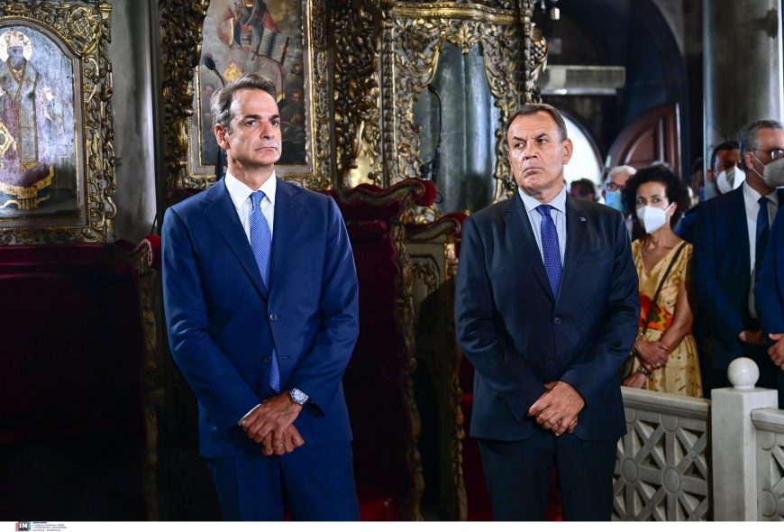 Αν ψιθύριζε κάτι η Παναγία στον Μητσοτάκη, ΤΙ θα του έλεγε;;; ΒΙΝΤΕΟ