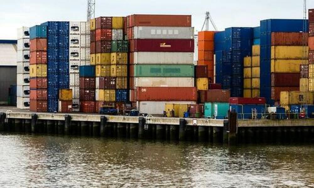 Ποιο “εμπάργκο” : Η Αμερική εισήγαγε αγαθά άνω των 6 δισεκατομμυρίων δολαρίων από τη Ρωσία μετά την εισβολή στην Ουκρανία!