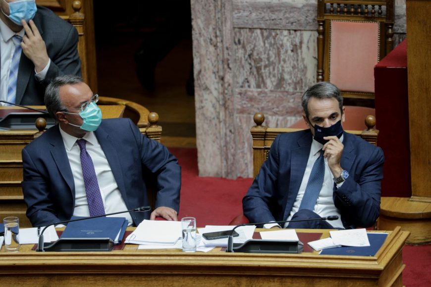 Assosiated Press: «Η Ελλάδα θα χρειαστεί δύο γενιές για να αποπληρώσει τα χρέη της»