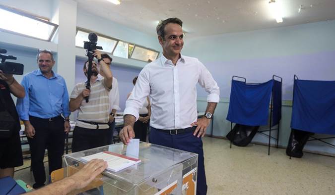 ΑΠΟΣΤΟΛΟΥ : “ΞΗΜΕΡΩΝΟΥΝ” ΕΚΛΟΓΕΣ ΚΑΙ ΟΙΚΟΥΜΕΝΙΚΗ ΚΥΒΕΡΝΗΣΗ