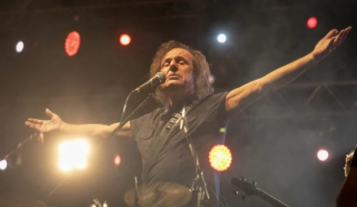 Βασίλης Παπακωνσταντίνου: «Δεν βλέπω αντίσταση από τους νεοέλληνες, έγιναν πειθήνιοι»