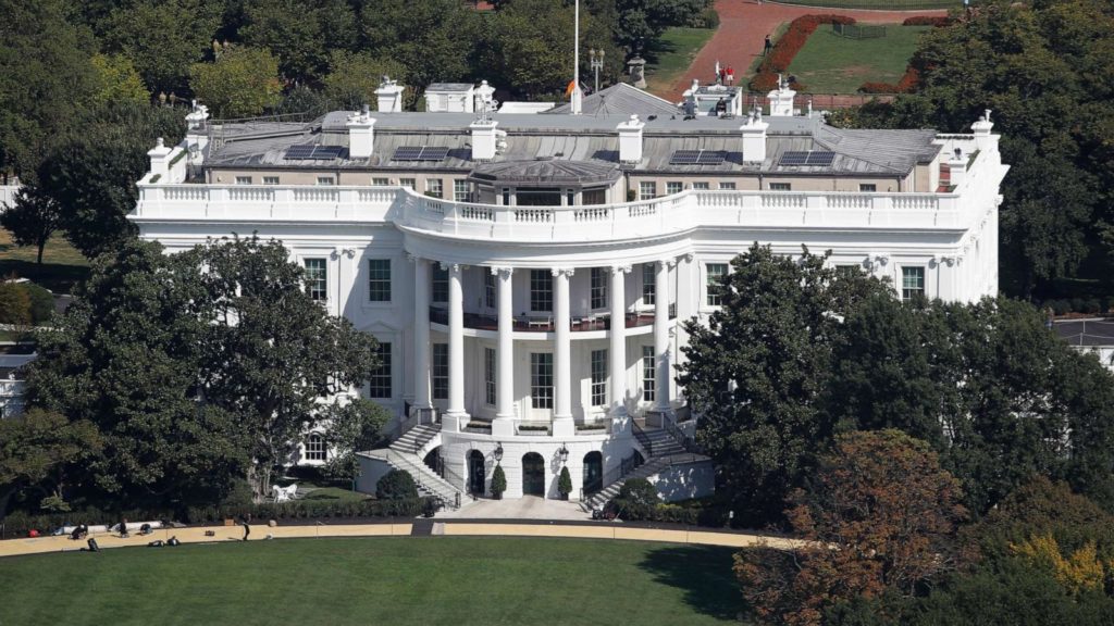 Για 13η ημέρα θετικός στην Covid-19 ο Joe Biden> Ο ξερόβηχας επέστρεψε και ο Λευκός Οίκος επιμένει ότι ο Πρόεδρος έχει διαύγεια σκέψης