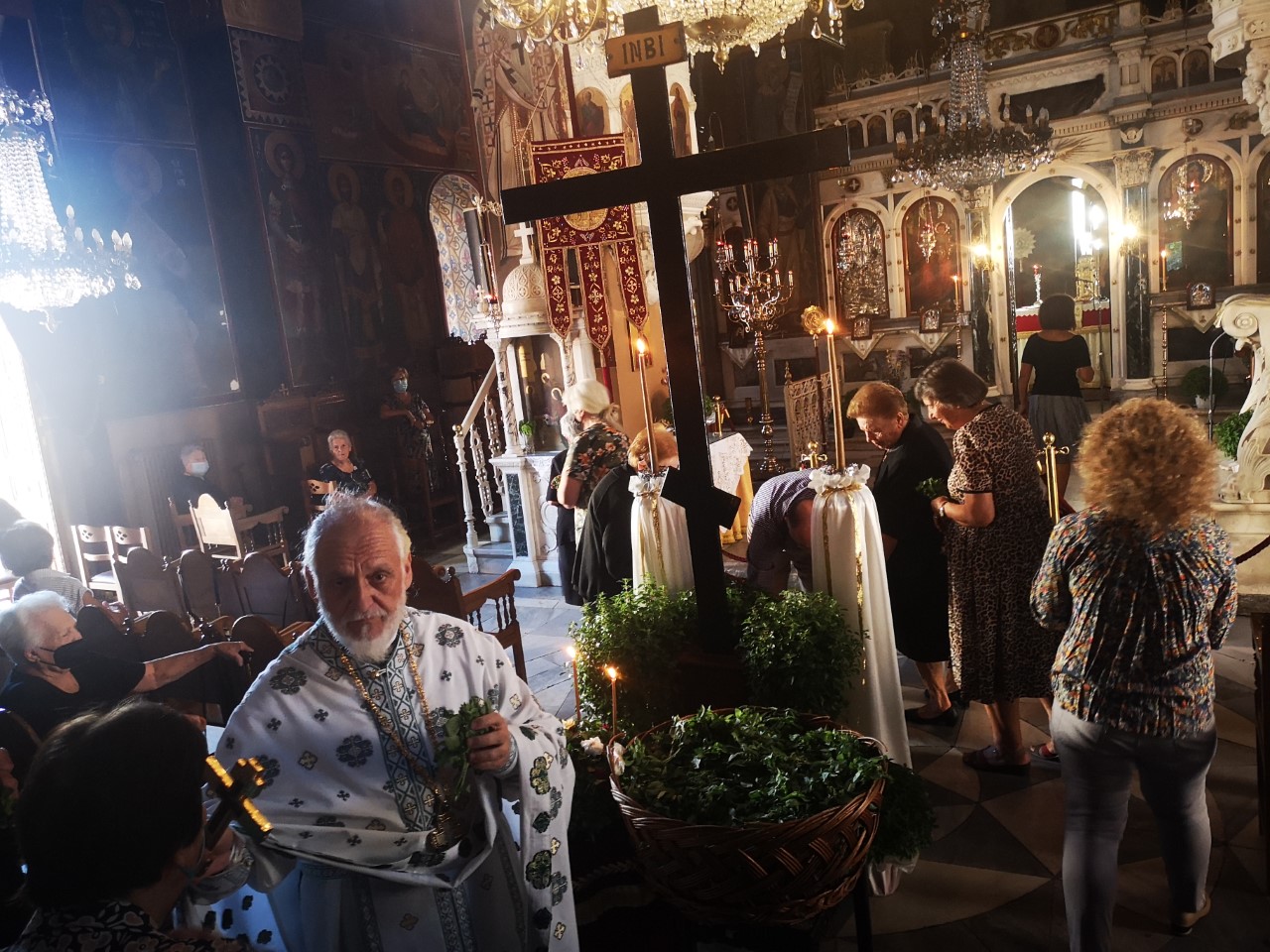 Εορτασμός της Υψώσεως του Τιμίου Σταυρού στο Μητροπολιτικό Ναό Λιβαδειάς !