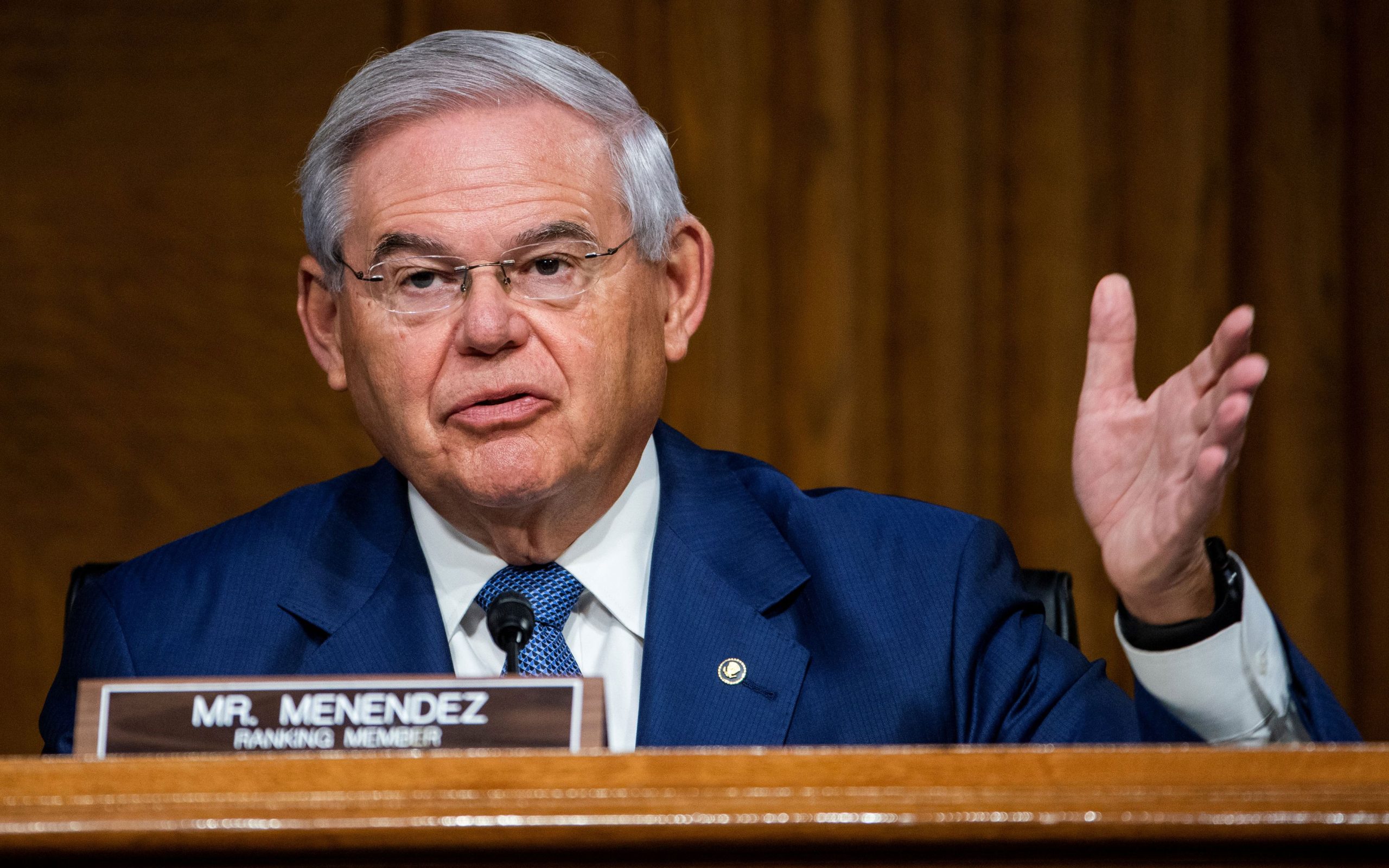 ΗΠΑ: Έρευνα του FBI σε βάρος του φιλέλληνα Γερουσιαστή Μπομπ Μενέντεζ για διαφθορά