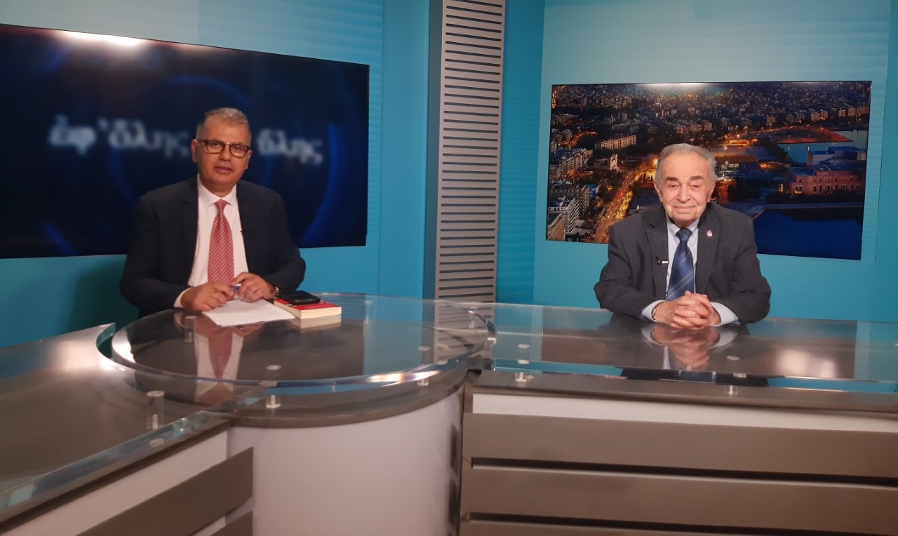 Καθηγητής Γιώργος Πιπερόπουλος αύριο στην TV100