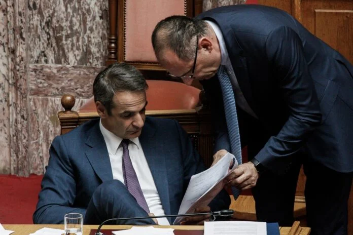 Ο Γεραπετρίτης έπεισε τον Κυριάκο να μην προκηρύξει πρόωρες εκλογές