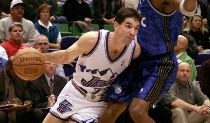 Θρύλος του NBA ισχυρίζεται ότι 1000 αθλητές έχουν πεθάνει από το εμβόλιο του Covid!