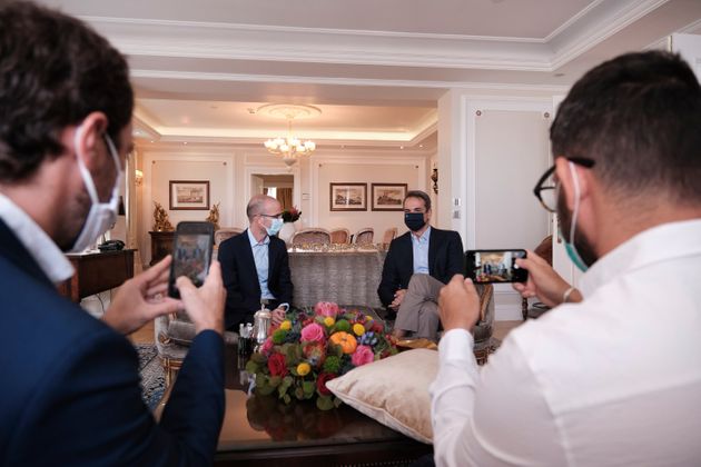 «Τα καταφέρνουμε ΧΩΡΙΣ τον ΘΕΟ»!!! Επιτέλους το είπαν και μία φορά στα ΙΣΙΑ, δείτε το ΒΙΝΤΕΟ