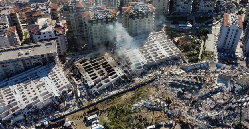 «Τους περιμένουν και άλλα , θα πέσει και χολέρα μετά από τόσους νεκρούς που θα έχουν»- ΓΕΡΟΝΤΑΣ από το 2019