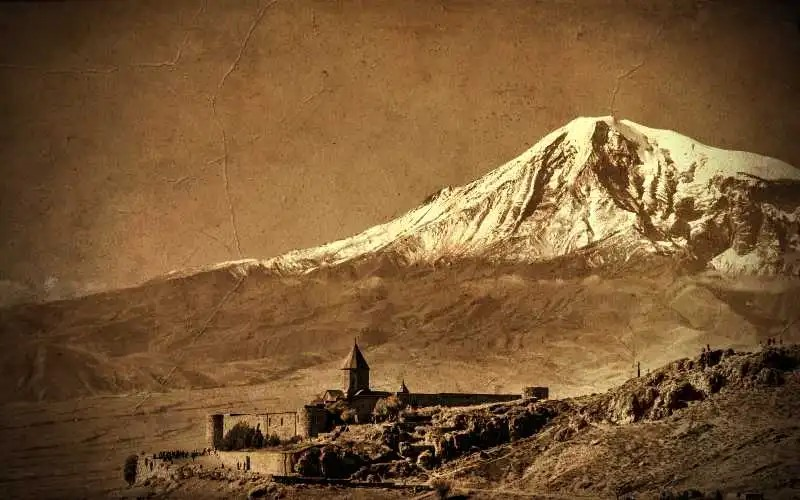 Γ.Μ : Η κιβωτός .. ἐπὶ τὰ ὄρη