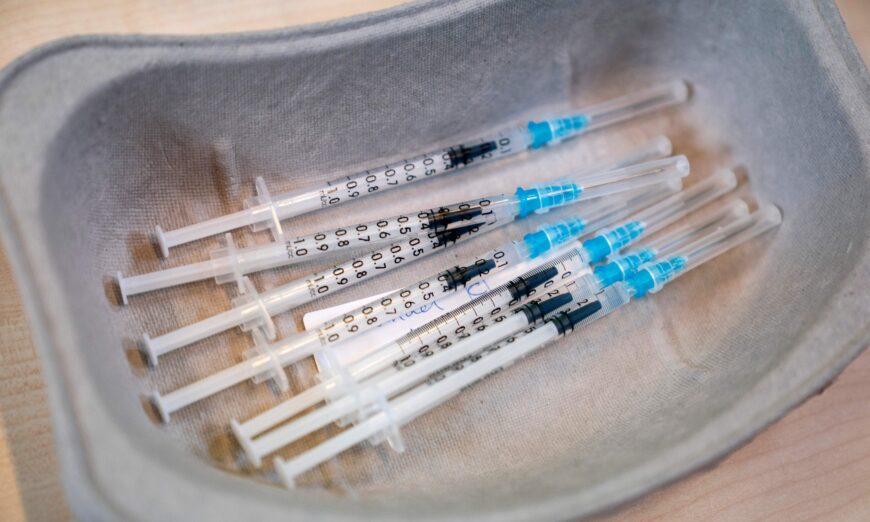 theepochtimes : Αλληλουχίες mRNA εντοπίστηκαν στο αίμα 28 ημέρες μετά τον εμβολιασμό κατά της COVID-19