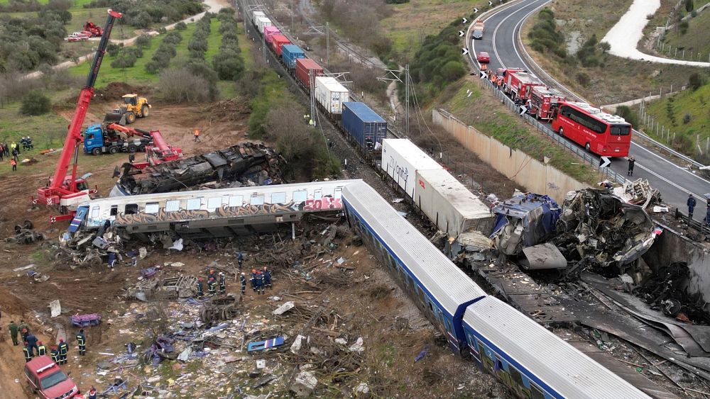 Ο ΥΠΕΞ Συρίας έστειλε συλλυπητήριά στον Έλληνα ομόλογό του παρ΄ότι το ελληνικό κράτος δεν έστειλε συλλυπητήριά, ΕΜΑΚ, ανθρωπιστική στη σεισμόπληκτη Συρία.