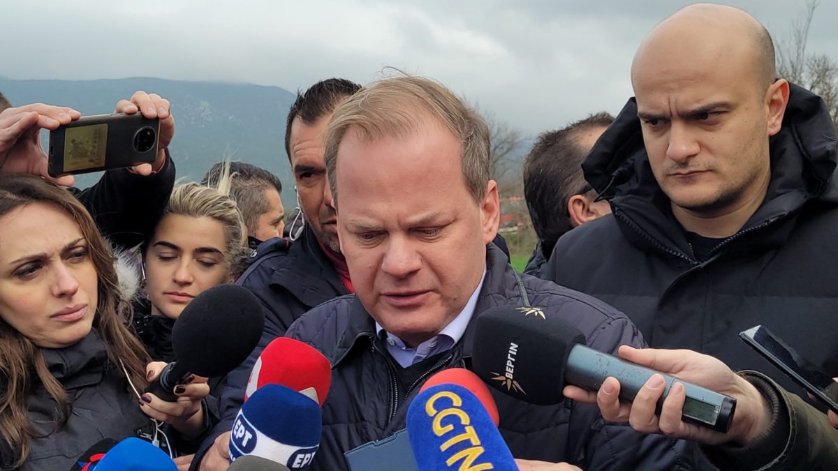 Επιτέλους ένας υπουργός παραιτήθηκε και νιώθω την ανάγκη να τον συγχαρώ…
