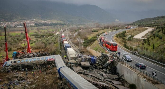 Στους 57 έφτασαν οι νεκροί από το δυστύχημα στα Τέμπη Σήμερα μεταφέρθηκαν στο νεκροτομείο ακόμα 14 απανθρακωμένες σοροί