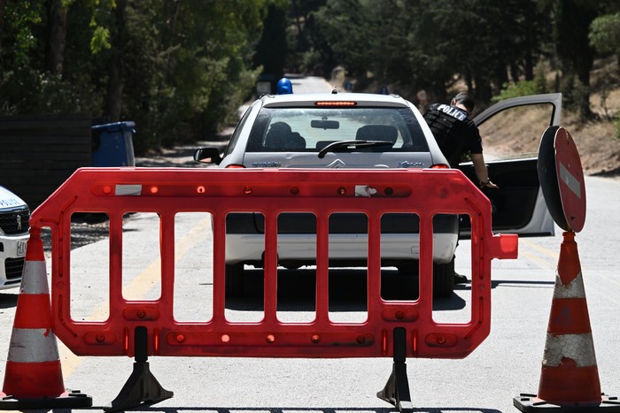 «Λουκέτο» σε πάρκα της Αθήνας! Οι Έλληνες συνηθίζουν στις κλιματικές απαγορεύσεις