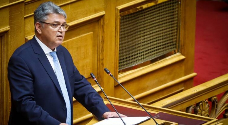 ΝΙΚΗ: Θέλουν να σβήσουν την Αγία Τριάδα από το Σύνταγμα, όχι στο ηλεκτρονικό φακέλωμα με τις νέες ταυτότητες