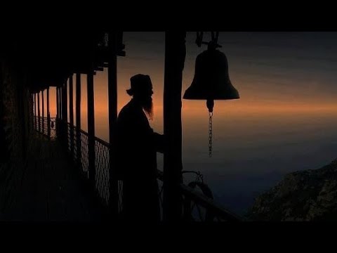 Νύχτα προσευχής στο Άγιον Όρος (Βίντεο)