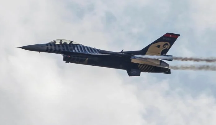 Κύρα Αδάμ : Τα F-16 «πετούν» προς την Τουρκία – Στην Άγκυρα άλλες δύο συστοιχίες S-400!