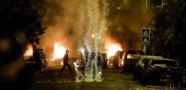 ΑΠΟΣΤΟΛΟΥ : ΠΟΣΟ ΑΠΕΧΟΥΝ ΤΑ ΓΕΓΟΝΟΤΑ ΤΗΣ ΓΑΛΛΙΑΣ ΑΠΟ ΤΗΝ ΕΛΛΑΔΑ;