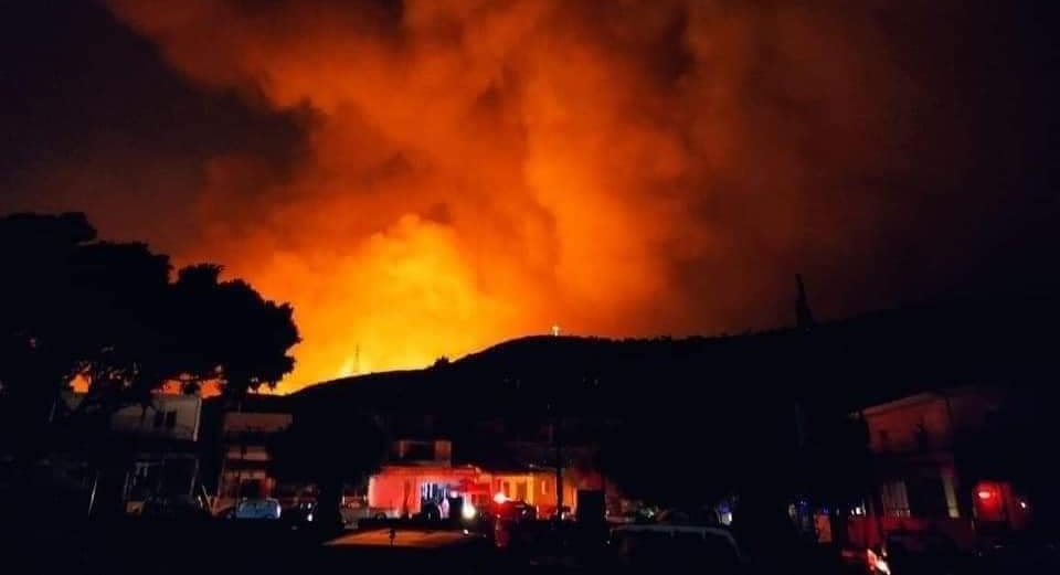 ΚΥΠΡΟΣ ΑΣΠΡΗΣ – Η ΠΡΟΔΟΣΙΑ ΤΗΣ ΡΟΔΟΥ ΑΦΗΝΕΙ ΠΙΣΩ ΤΗΣ ΚΑΜΕΝΗ ΓΗ, ΚΑΜΕΝΑ ΟΝΕΙΡΑ ΚΑΙ ΕΛΠΙΔΕΣ…