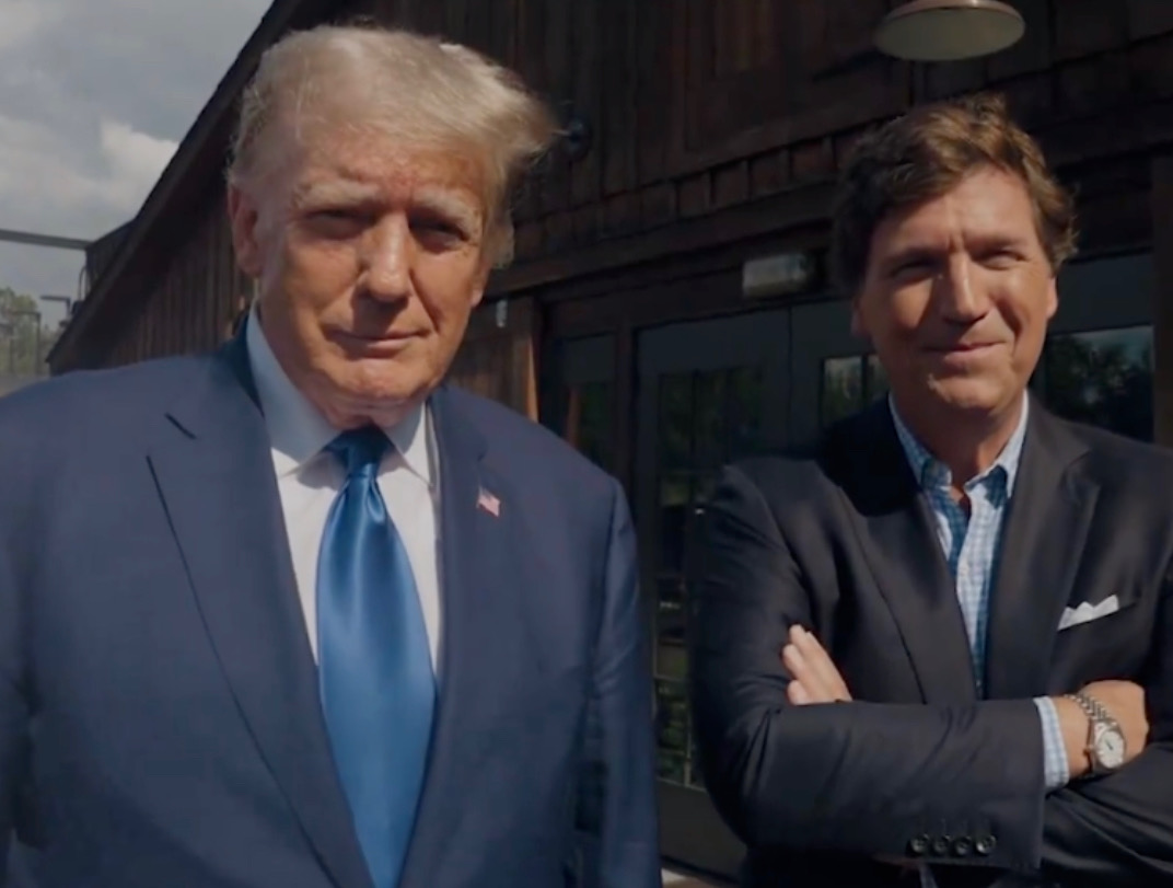 Donald Trump στον Tucker Carlson> Ο Biden δεν θα τα καταφέρει μέχρι τις εκλογές. Είναι χειρότερα ψυχικά από ότι είναι σωματικά
