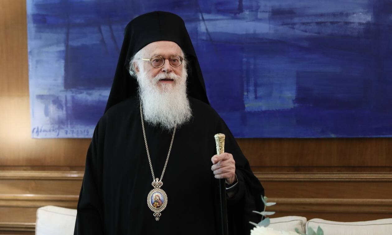 Ο Αρχιεπίσκοπος Αναστάσιος στον φυλακισμένο Δήμαρχο Χειμάρρας
