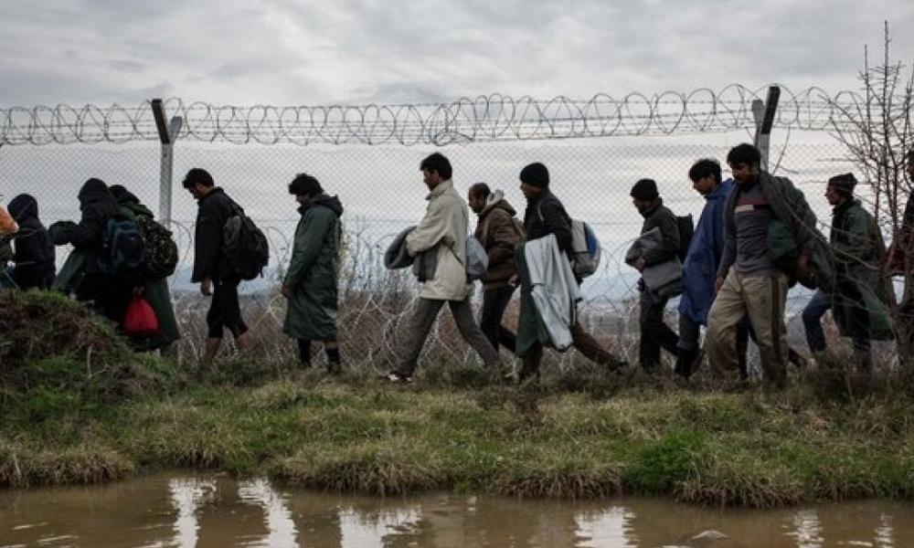 Επιφυλλίδα Κρινιώς Καλογερίδου : Ξεχαρβάλωμα στα σύνορα με Τούρκους κατασκόπους και κακοποιούς-”μετανάστες”