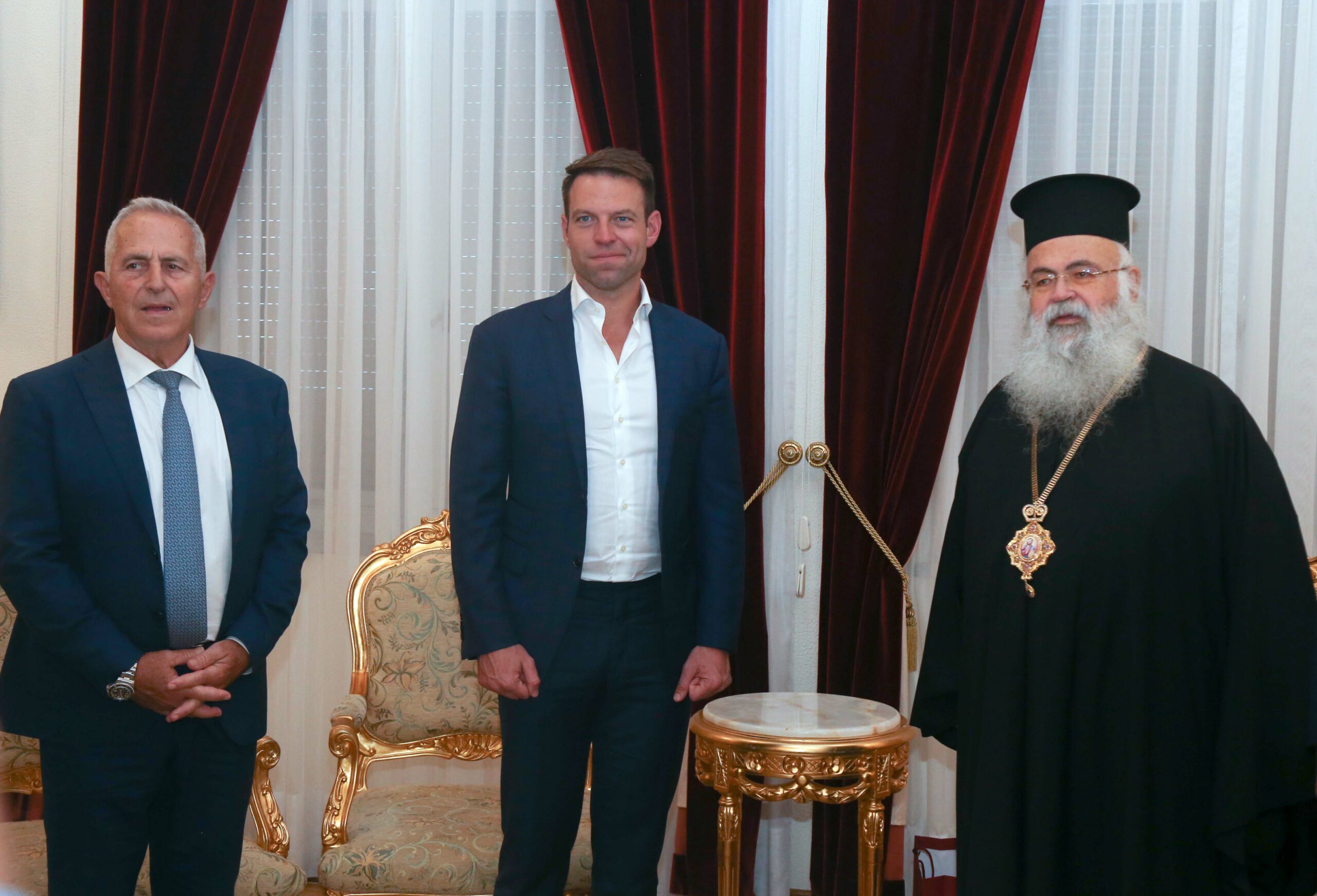 Προς Κασσελάκη Α΄ Επιστολή Βαρθολομαίου! Κι εγκάρδια συνάντηση Κασσελάκη μ’ Αρχιεπίσκοπο Κύπρου που κόπτεται για σεξουαλική διάπλαση παίδων.