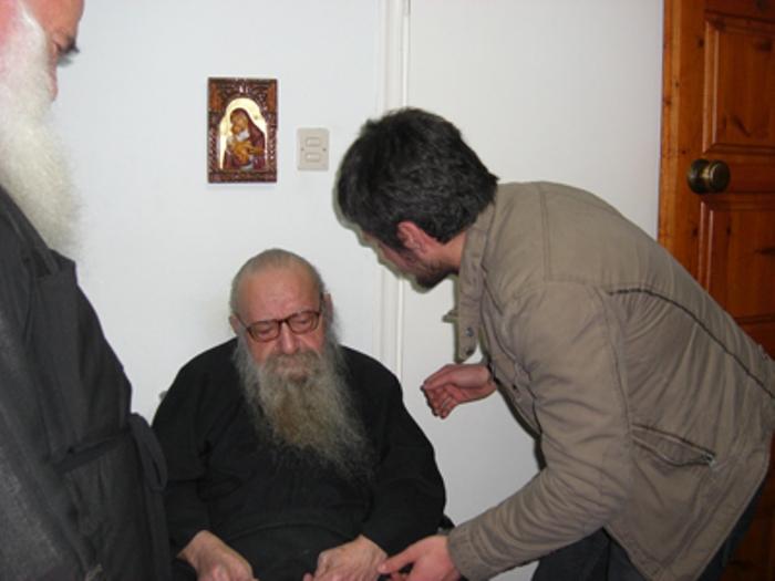 π.Αυγουστίνος Καντιώτης: Βαίνομεν μὲ γιγαντιαῖα βήματα εἰς παγκόσμιον ῥῆξιν, εἰς παγκόσμιον πόλεμον, ὁ ὁποῖος ὀνομάζεται εἰς τὴν Ἀποκάλυψιν Ἁρμαγεδών