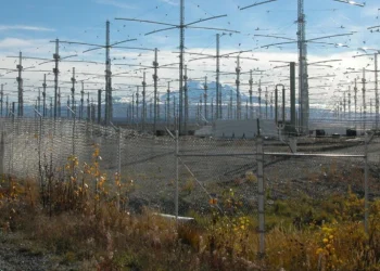 ΜΙΑ ΣΚΕΠΤΟΜΕΝΗ ΕΛΛΗΝΙΔΑ : HAARP, ΗΦΑΙΣΤΕΙΟ ΙΣΛΑΝΔΙΑΣ ΚΑΙ ΚΛΙΜΑΤΙΚΟΙ ΠΡΟΣΦΥΓΕΣ / ΠΟΙΟ ΣΧΕΔΙΟ ΚΡΥΒΕΤΑΙ ΑΠΟ ΠΙΣΩ;