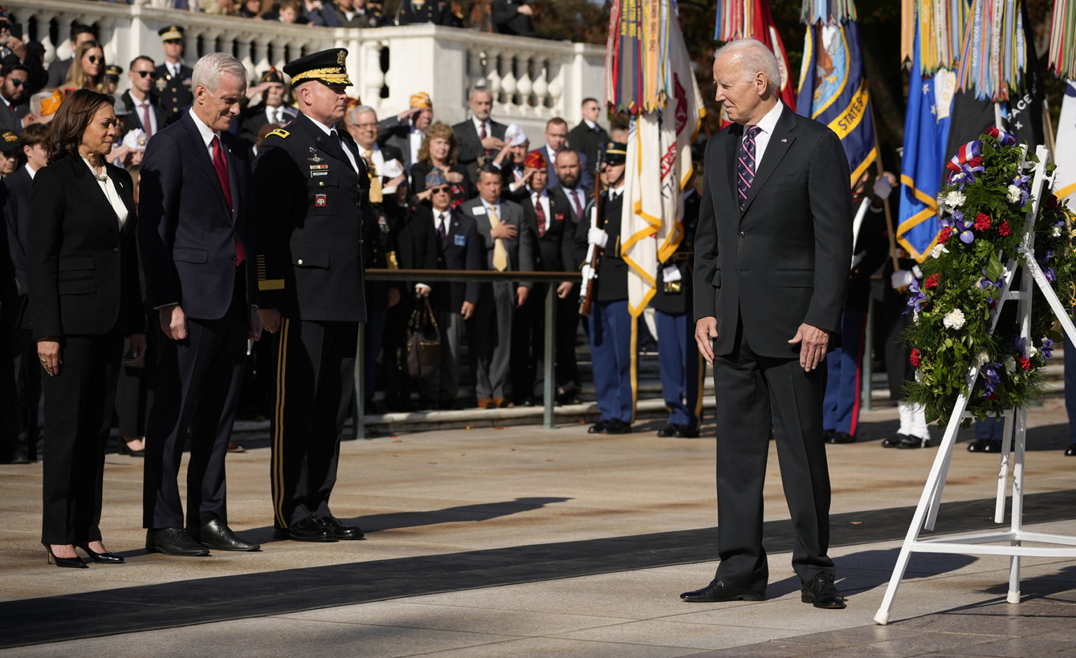Πλήρως αποπροσανατολισμένος ξανά ο Joe Biden> Πάνω πού νόμιζες ότι δεν μπορεί να γίνει χειρότερο, γίνεται