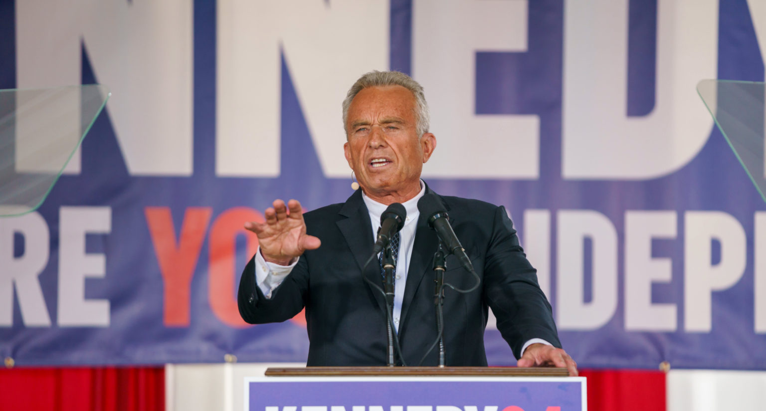 Robert F. Kennedy Jr> Αναδεικνύεται σε πιο ισχυρό ανεξάρτητο (22%) για το Λευκό Οίκο τα τελευταία 21 χρόνια