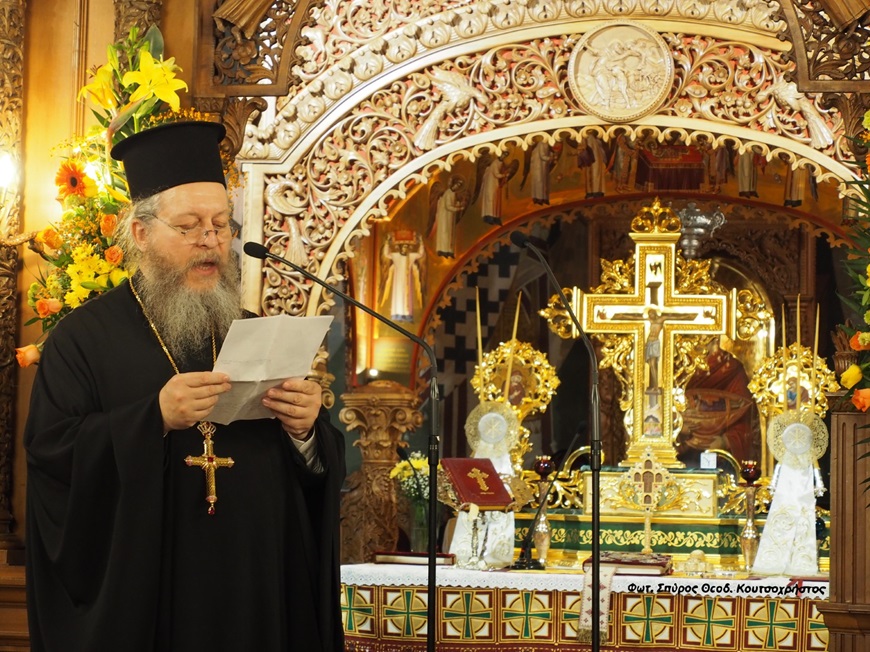 Συγκίνηση στην Ι. Αγρυπνία ενώπιον της Τιμίας Κάρας του Αγίου Ιωάννου του Xρυσοστόμου στην Αθήνα