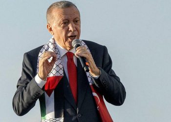 Δημήτρης Αλεξόπουλος : Έρχεται για να κάνει φασαρία, να προσβάλλει και να φύγει ως παγκόσμιος ηγέτης του Ισλάμ.